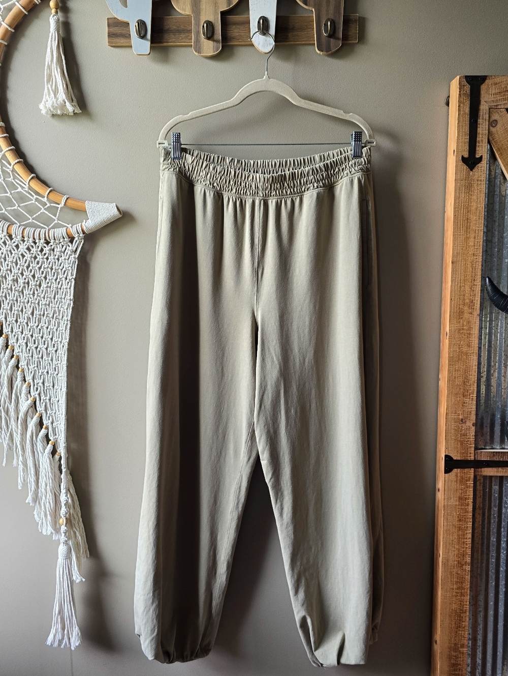 Free People Movement Hot Shot Crossover Pants Sage Stone - Picture 5 of 9